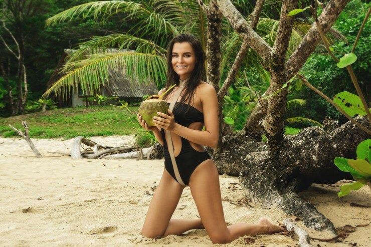 Explore the best Udyog Vihar Escorts Gurgaon